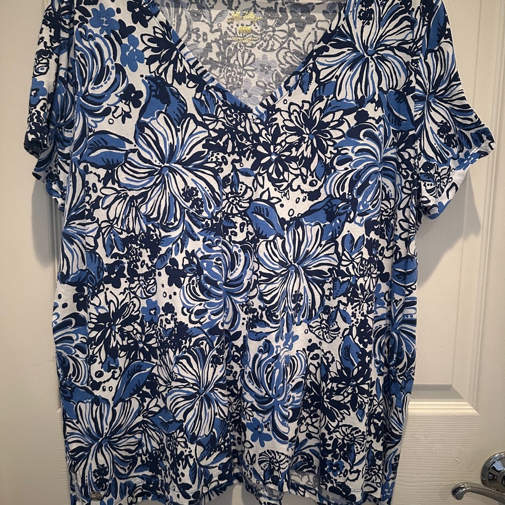 COPY - Lilly Pulitzer Blue Floral Relaxed Tee